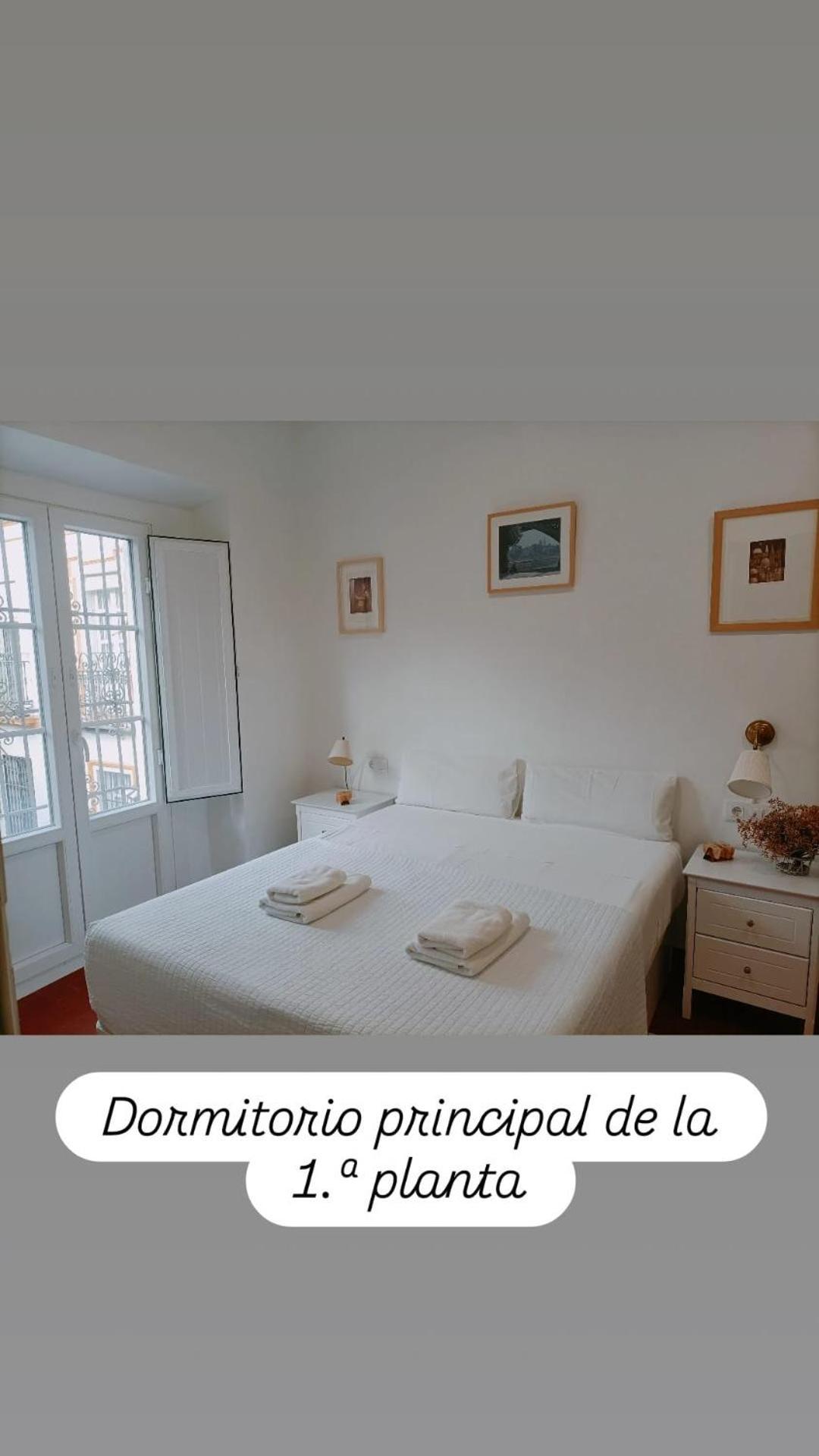 Apartamentos En La Plaza Dona Elvira, 7 Севілья Екстер'єр фото